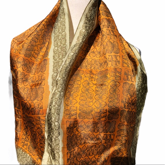 SOLD- Vera Neumann | 60s Autumn Leaves Silk Scarf - Picture 10 of 11